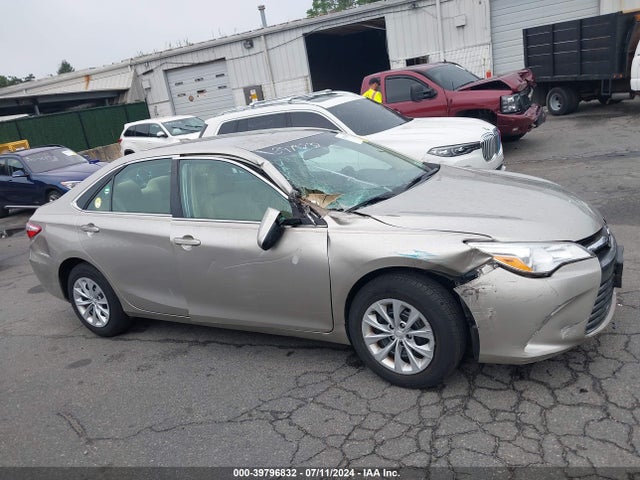 Toyota CAMRY LE 2016 4T4BF1FK3GR570004 Image 13