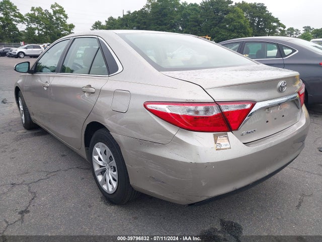 Toyota CAMRY LE 2016 4T4BF1FK3GR570004 Image 3