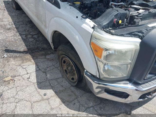 1FT7W3AT8FEB56483 Ford F-350 Xl