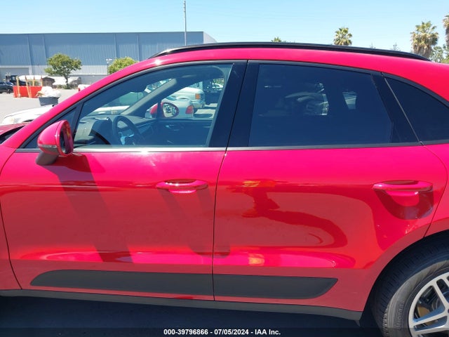 WP1AA2A55JLB10192 Porsche Macan Sport Edition