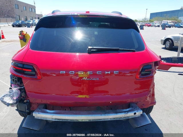 WP1AA2A55JLB10192 Porsche Macan Sport Edition