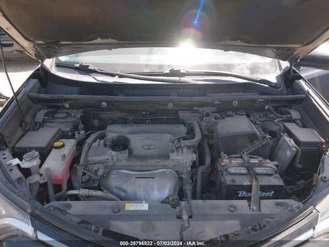 Toyota Rav4 Xle 2018 2T3RFREV7JW793857 Image 10
