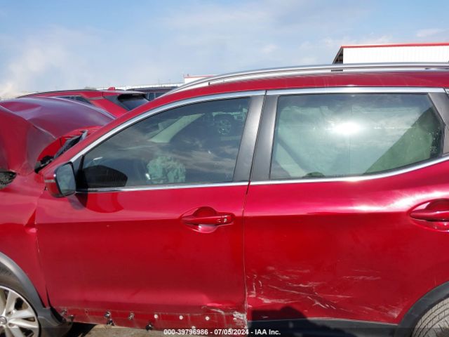JN1BJ1CP3KW242885 Nissan Rogue Sport Sv