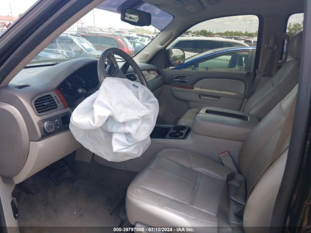 1GNSCBE07ER190104 Chevrolet Tahoe Lt