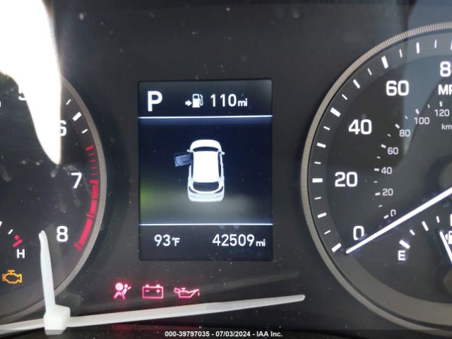 KM8J2CA43KU021966 Hyundai TUCSON SE