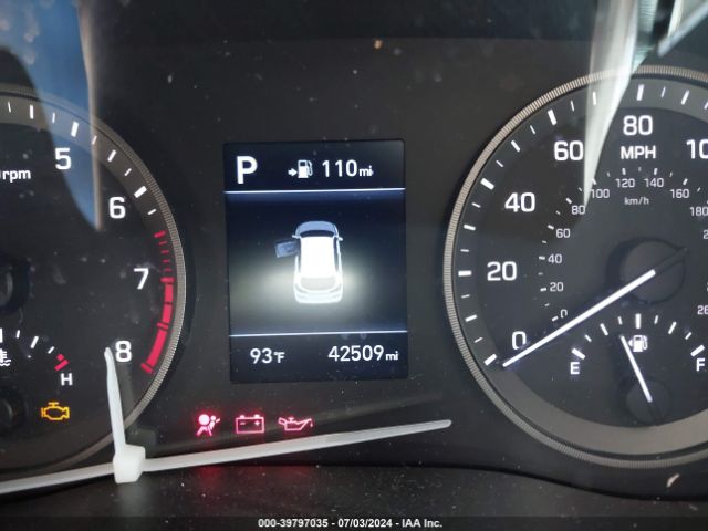 KM8J2CA43KU021966 Hyundai TUCSON SE