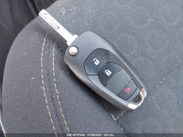 3GNCJNSB9KL358362 Chevrolet TRAX LS