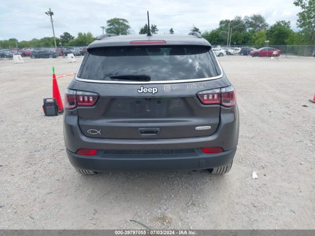 3C4NJCBB0MT518718 Jeep Compass Latitude Fwd