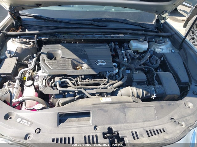58ADA1C10NU025672 Lexus ES 300H