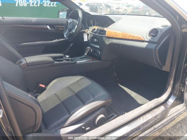 WDDGJ4HB6FG378449 Mercedes-Benz C 250