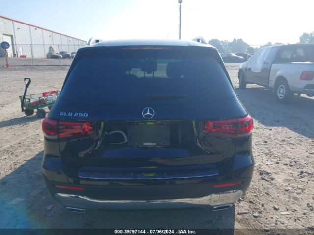 W1N4M4GB0PW335151 Mercedes-Benz GLB 250