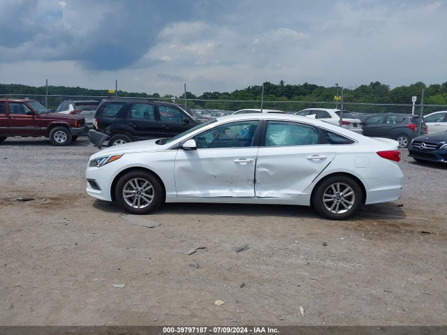 Hyundai Sonata 2017 5NPE24AF3HH584466 Image 14
