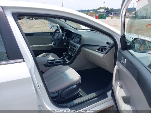 Hyundai Sonata 2017 5NPE24AF3HH584466 Image 5