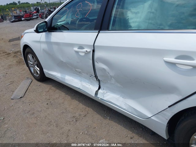 Hyundai Sonata 2017 5NPE24AF3HH584466 Image 6