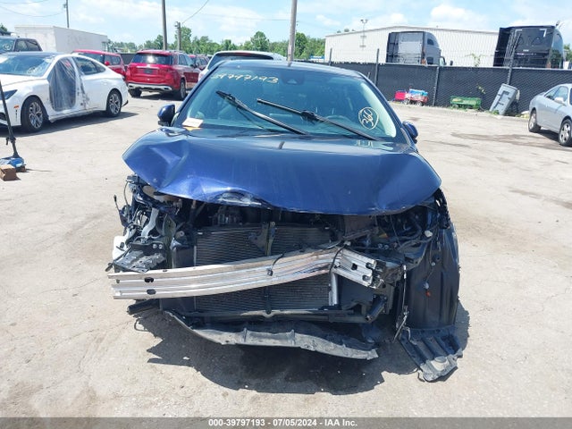 Toyota COROLLA LE 2020 5YFHPRAE4LP007458 Image 6
