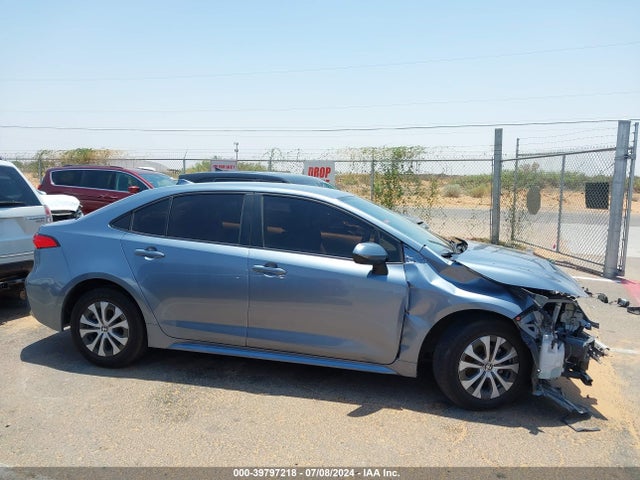 Toyota Corolla Hybrid Le 2022 JTDEAMDE6NJ042951 Image 11