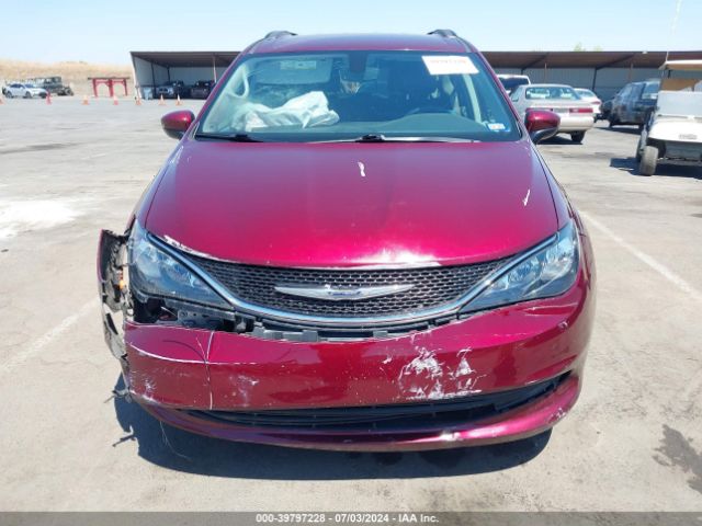 2C4RC1DG1LR268495 Chrysler Voyager Lxi