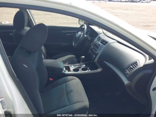 1N4AL3AP0EC156883 Nissan Altima 2.5 S