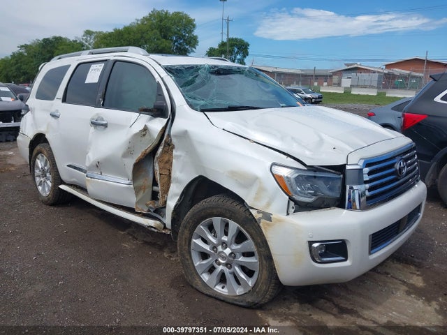 Toyota Sequoia Platinum 2018 5TDDY5G10JS159220 Image 1