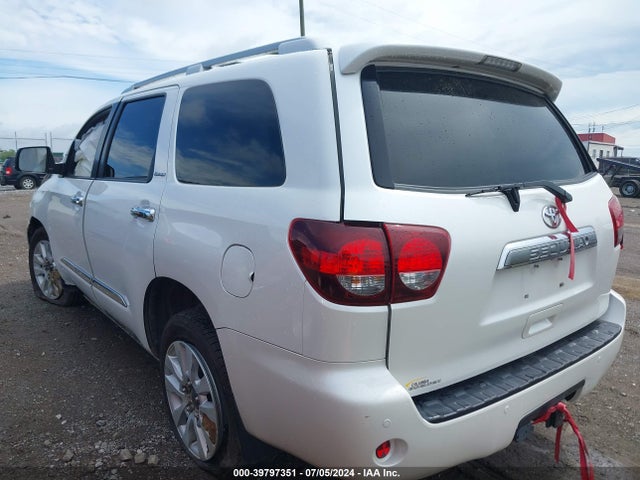 Toyota Sequoia Platinum 2018 5TDDY5G10JS159220 Image 3