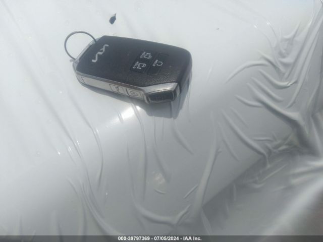 KNDNB4H34P6279806 KIA Carnival Mpv Lx Seat Package