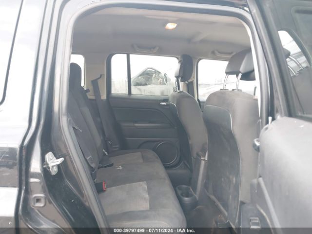 1C4NJPBB4FD367219 Jeep Patriot Sport
