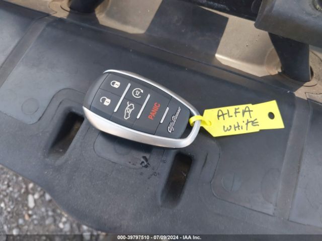 ZASFAKAN3J7B80426 Alfa Romeo Stelvio Awd