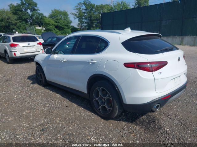 ZASFAKAN3J7B80426 Alfa Romeo Stelvio Awd