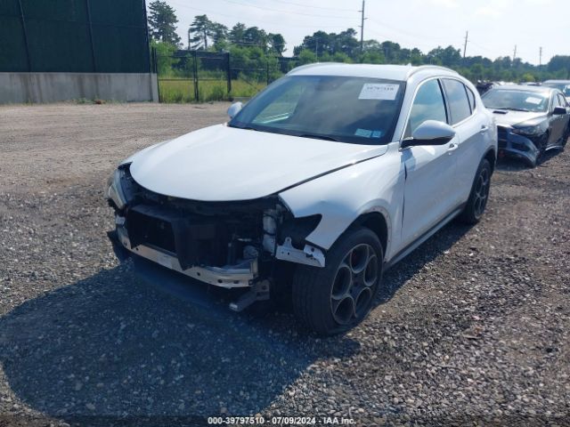 ZASFAKAN3J7B80426 Alfa Romeo Stelvio Awd