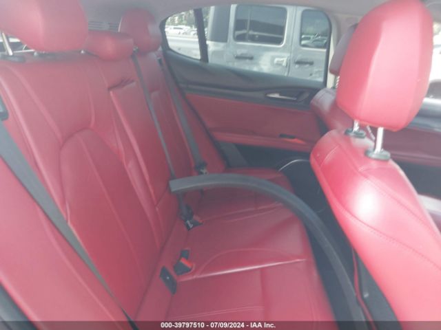 ZASFAKAN3J7B80426 Alfa Romeo Stelvio Awd