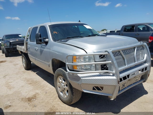 2014 1GC1KXC86EF142253 main image