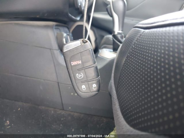 ZACCJBDT3FPC40348 Jeep Renegade Limited