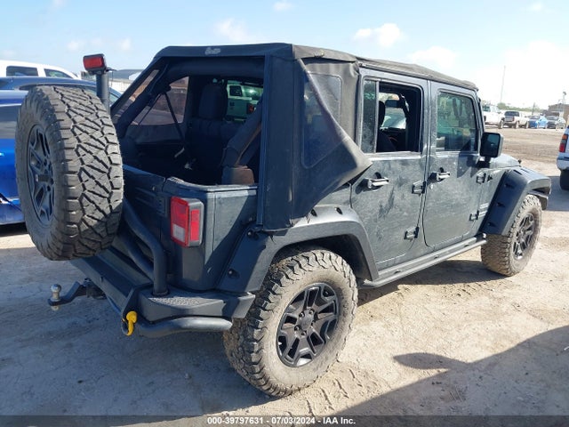 1C4BJWDG3HL548746 Jeep Wrangler Unlimited Sport 4x4