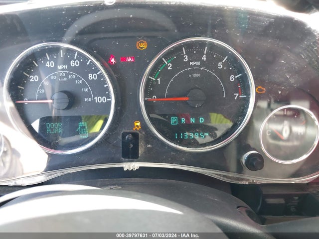 1C4BJWDG3HL548746 Jeep Wrangler Unlimited Sport 4x4