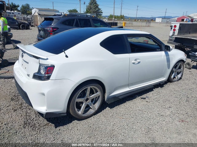 Scion TC 2015 JTKJF5C76FJ011606 Image 4