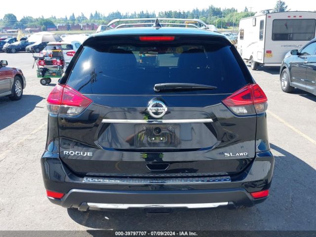 JN8AT2MV9JW354583 Nissan Rogue Sl
