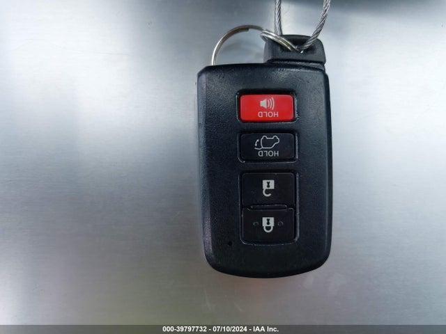 Toyota Rav4 Limited 2017 2T3DFREV4HW574830 Image 11