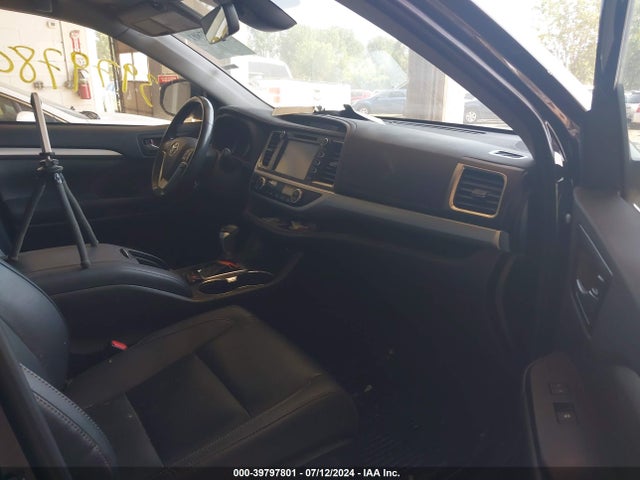 Toyota Highlander Xle 2019 5TDJZRFH0KS596285 Image 5