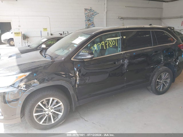 Toyota Highlander Xle 2019 5TDJZRFH0KS596285 Image 6