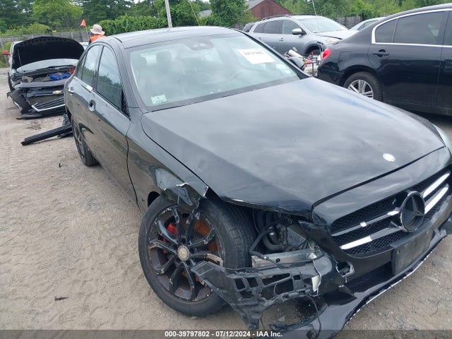 WDDWF4KB4HR224786 Mercedes-Benz C 300 4matic/luxury 4matic/sport 4matic