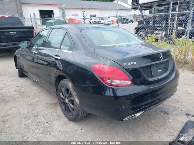 WDDWF4KB4HR224786 Mercedes-Benz C 300 4matic/luxury 4matic/sport 4matic