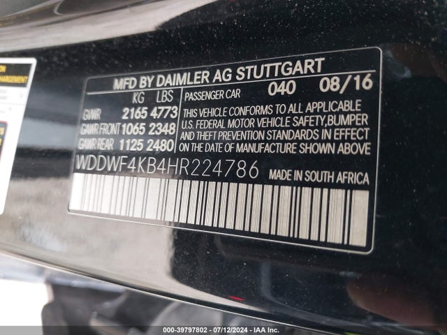WDDWF4KB4HR224786 Mercedes-Benz C 300 4matic/luxury 4matic/sport 4matic