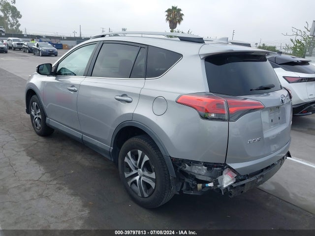 Toyota RAV4 LE 2017 2T3ZFREV2HW326257 Image 3