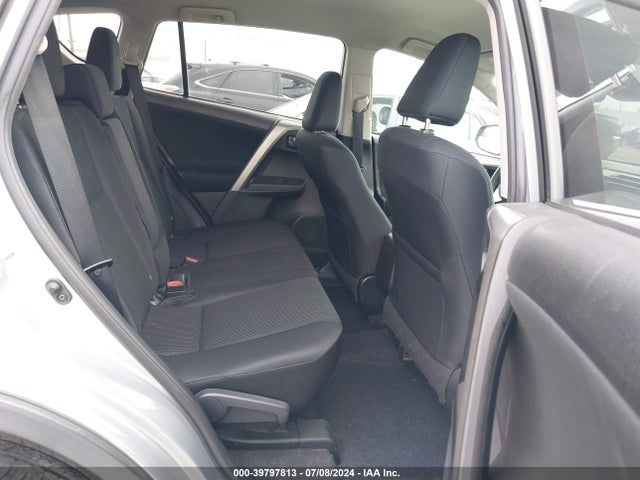 Toyota RAV4 LE 2017 2T3ZFREV2HW326257 Image 8