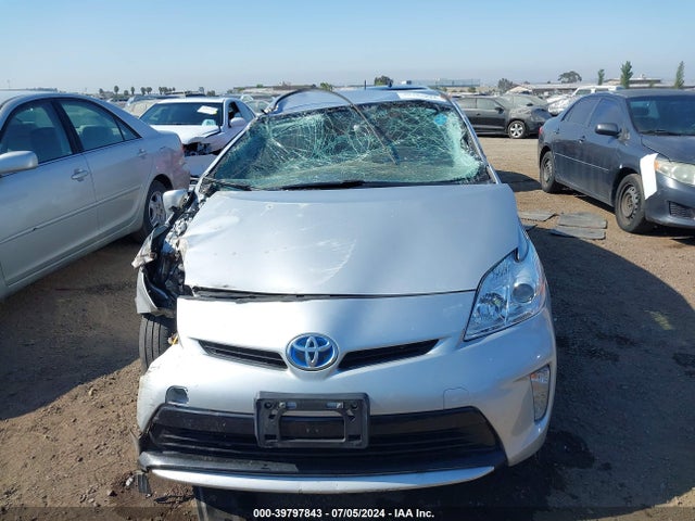 Toyota Prius Two 2015 JTDKN3DU1F1944434 Image 12