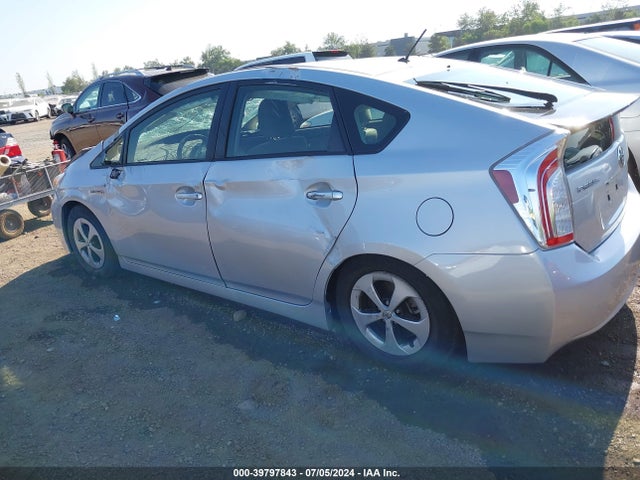 Toyota Prius Two 2015 JTDKN3DU1F1944434 Image 14