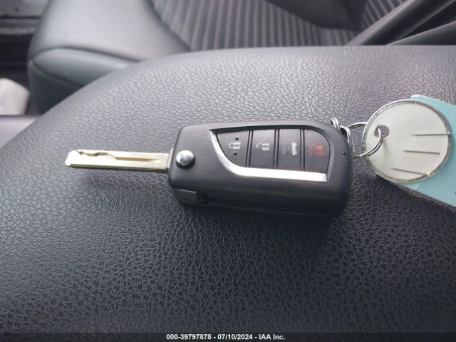 4T1G11BK3MU045055 Toyota Camry Se Awd