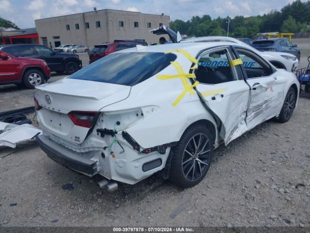 4T1G11BK3MU045055 Toyota Camry Se Awd