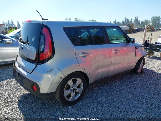KIA Soul 2017 KNDJN2A20H7472090 Image 4