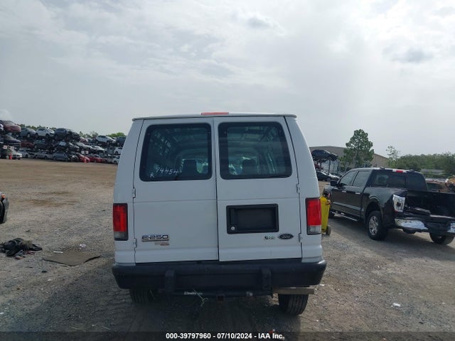 Ford E-250 Commercial 2014 1FTNE2EW6EDA18552 Image 16